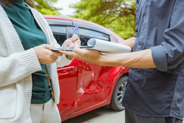 Car Warranty vs. Extended Warranty: What’s the Difference? | Top Car Warranties | Article Thumbnail